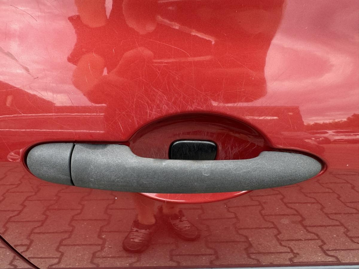 Renault Clio 3 original T&uuml;r vorn rechts TEB76 red of fire 3-T&uuml;rer Rohbau Bj.2005